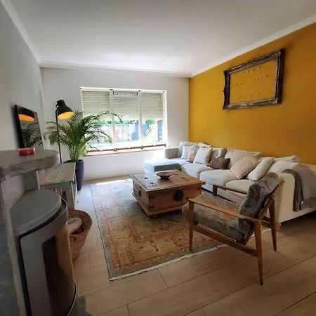 Spacious House In The Heart Of Ferienhaus Ulvenhout